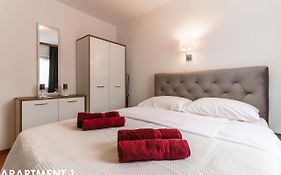 Maestral Apartments